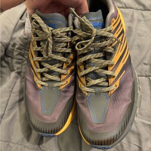 Hoka One Speedgoat 4 Castlerock Gray Yellow Trail Hiking Shoes Men's 11